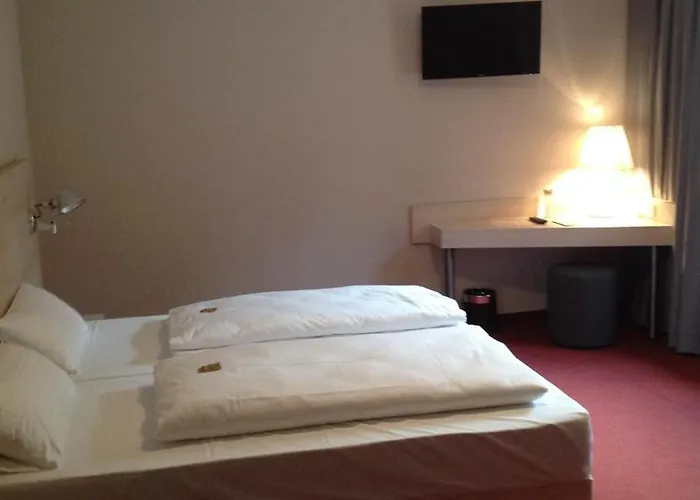 Motel Rasthof & Hermsdorfer Kreuz 3*